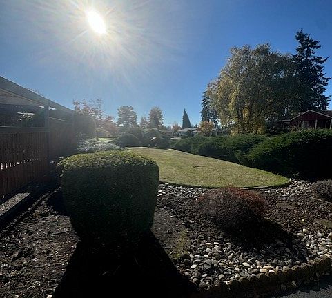 another view of front yard