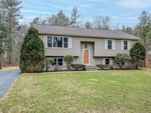 912 Crescent St, East Bridgewater, MA 02333
