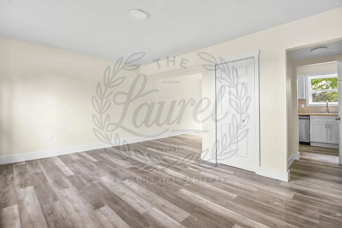 Property Photo - 453 S Laurel Rd #1.5