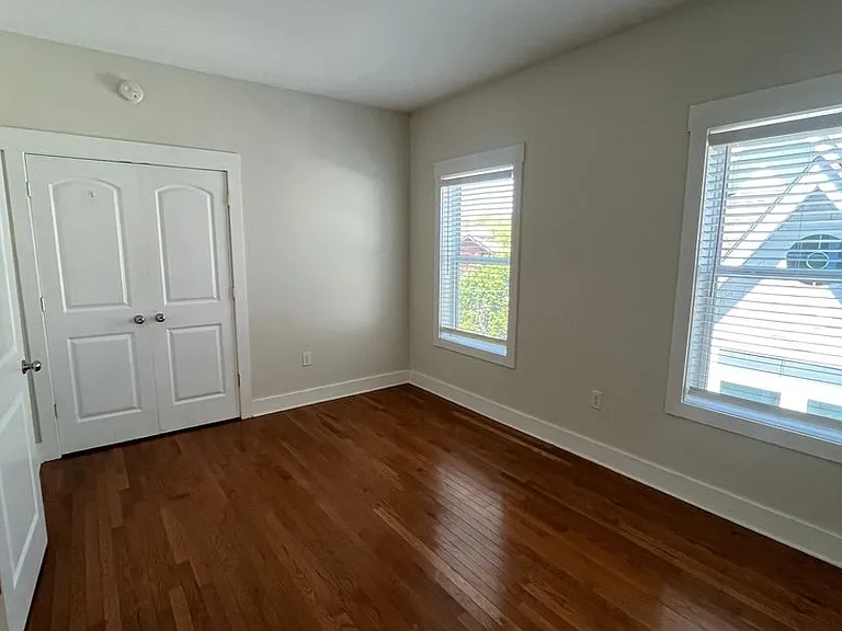 703 N Walnut St — Photo 18