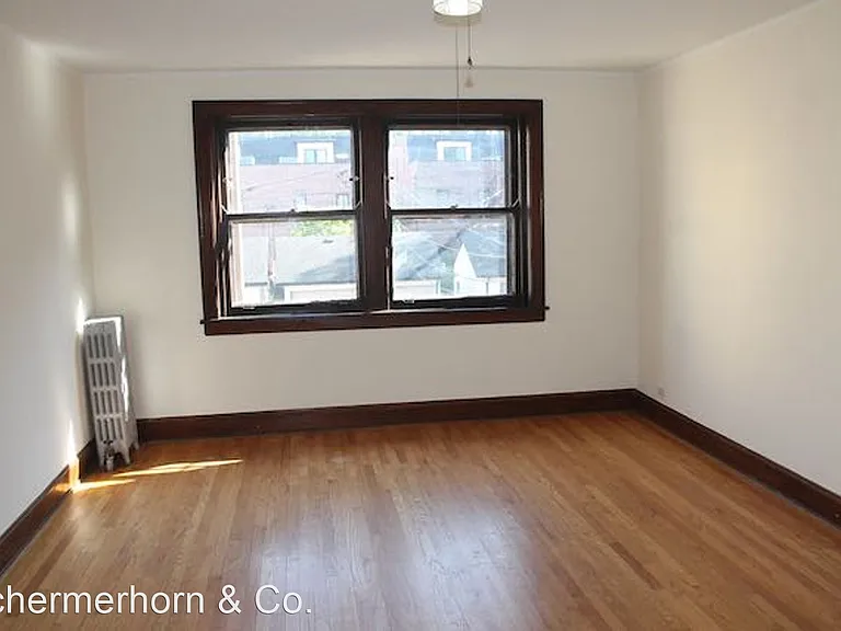 2116-18 Central St — Photo 6