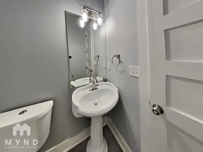 629 Windsor St SW — Photo 19