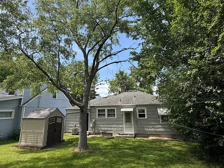 335 Park Ave — Photo 9