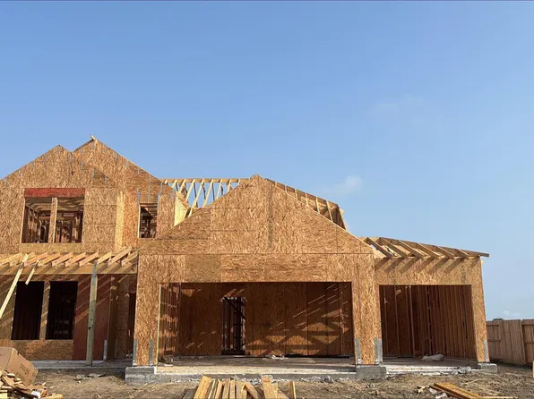 11003 Youngquist Dr, Mont Belvieu, TX 77535