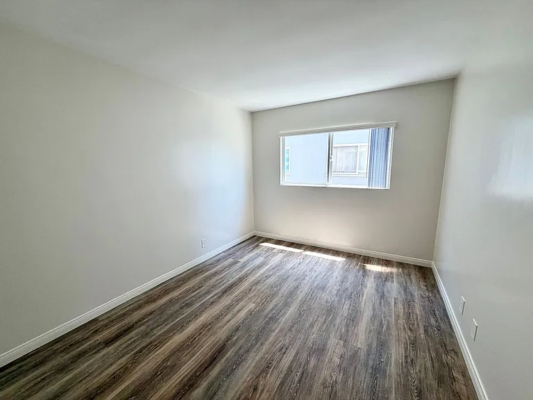 The Village Gate Apartments — Photo 5