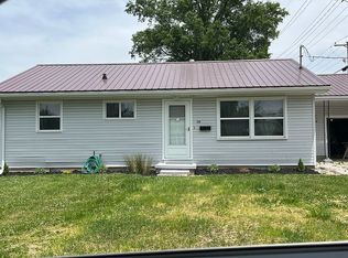 209 Beech St, Marshall, IL 62441