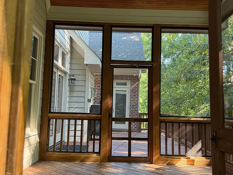273 Brown Bear — Photo 14