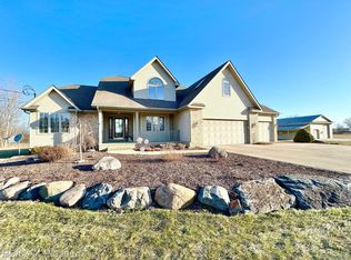 6040 W Coldwater Rd, Flushing, MI 48433