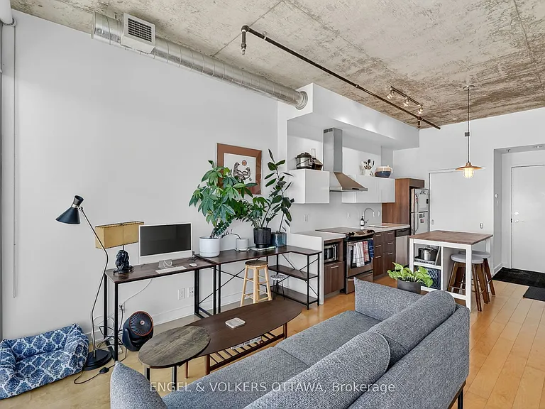 340 McLeod St #935 — Photo 9