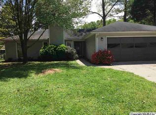 1012 Sharpsburg Dr SE, Huntsville, AL 35803