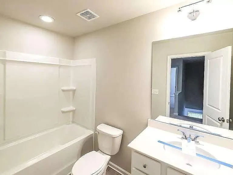 228 N Fortune Way — Photo 10