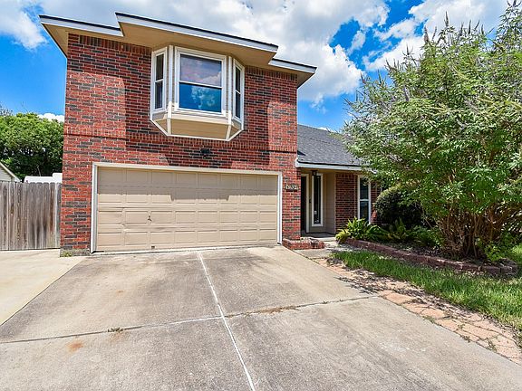 3rd image of 1201 Wildwood Dr