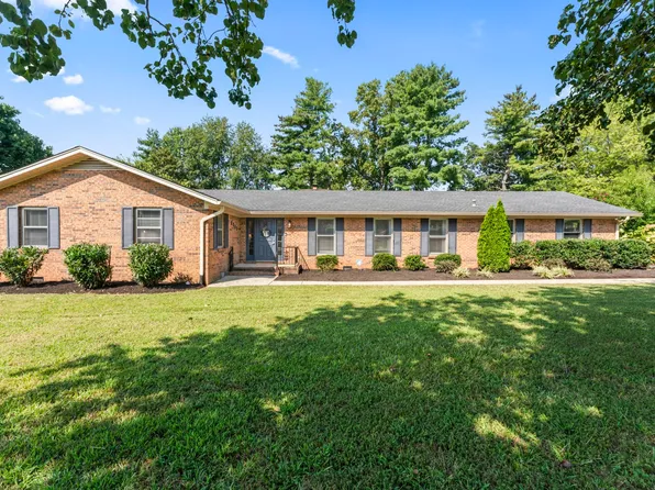 2711 Clearview Ct, Murfreesboro, TN 37129