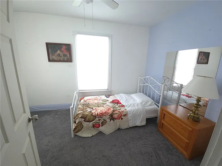 30 Flanders St — Photo 11