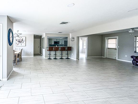 2nd image of 3702 Meyer Pl