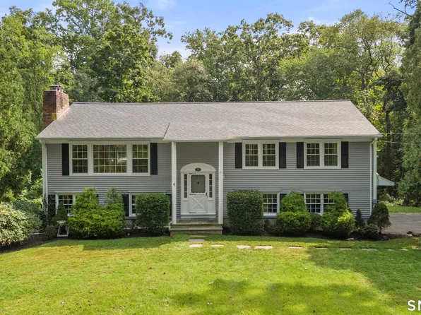 113 Dogwood Lane, Stamford, CT 06903