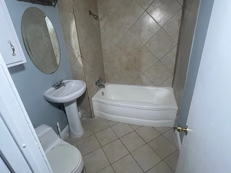 1222 Deerfield Ln — Photo 14