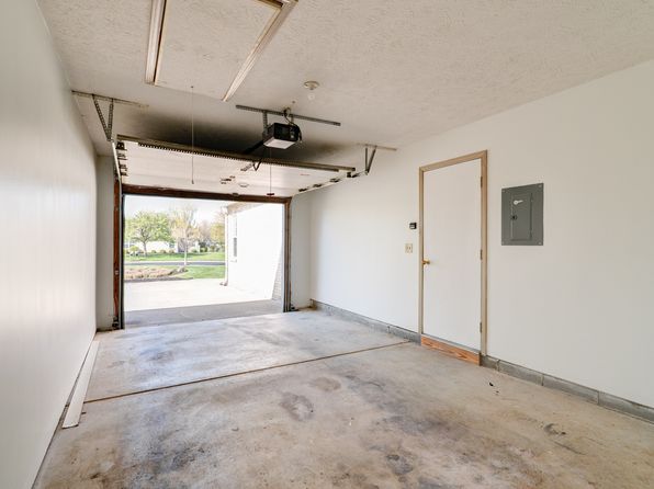 5839 Quail Run Dr, Indianapolis, IN 46237