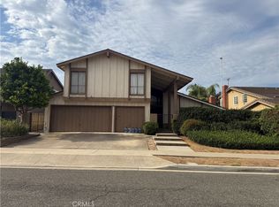 1890 Oriole Dr, Costa Mesa, CA 92626