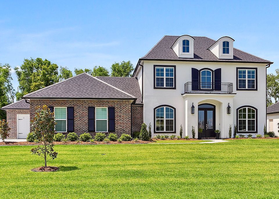 1st image of 301 Cypress Crossing Cir
