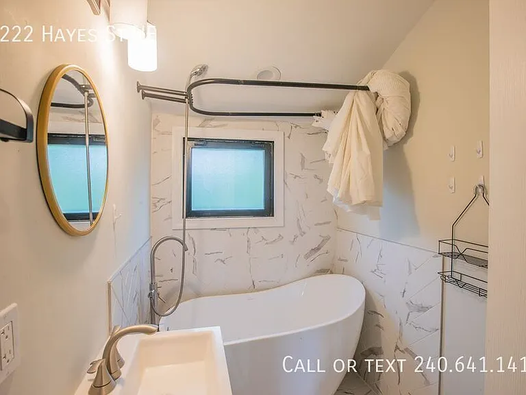 5222 Hayes St NE — Photo 20