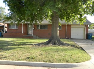 824 E Carroll Ln, Midwest City, OK 73110