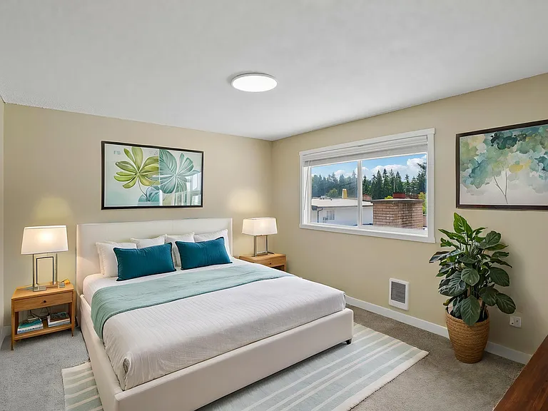 Sunset Highlands Apartments — Photo 35