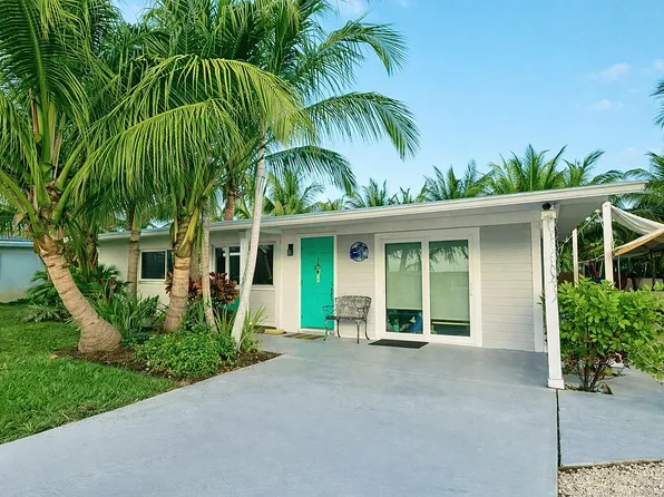 3813 NE Barbara Dr, Jensen Beach, FL 34957