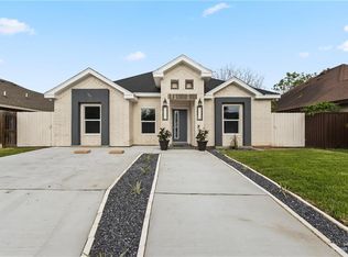 907 S Diplomat Dr, Pharr, TX 78577
