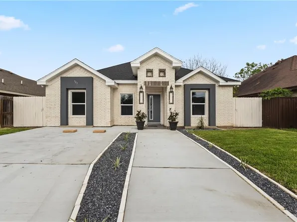 907 S Diplomat Dr, Pharr, TX 78577