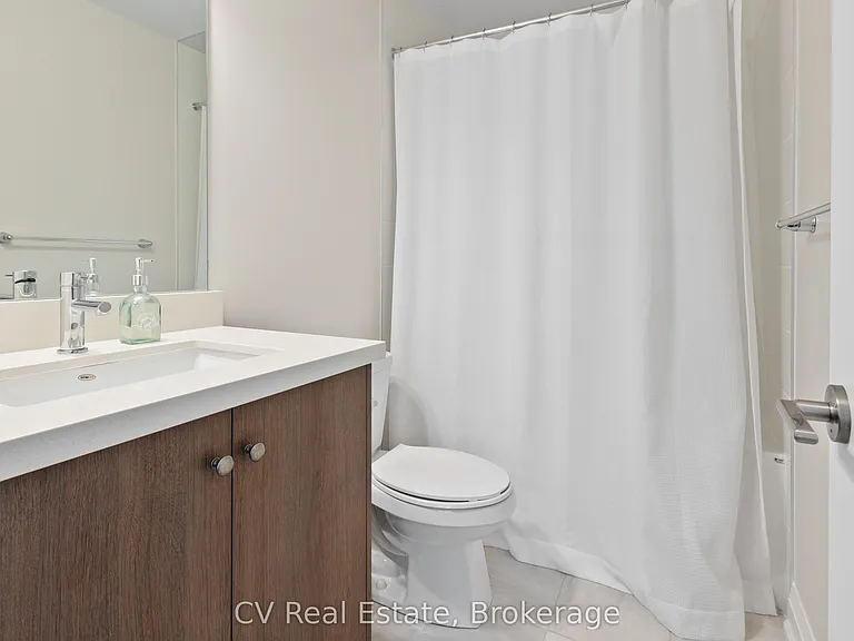 115 Stillwater Cres — Photo 11