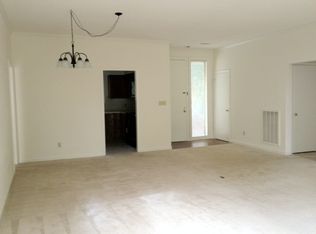 103 Forest View Dr, Winston Salem, NC 27104