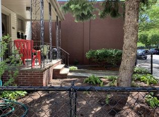 209 Highland Ave, Somerville, MA 02143