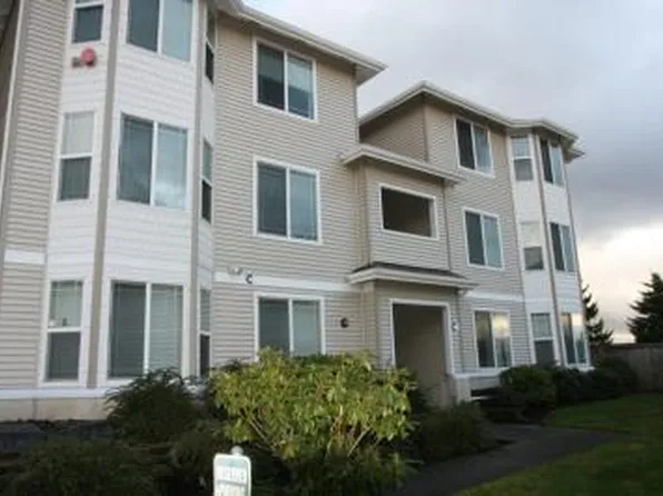 10025 9th Ave W #C-302, Everett, WA 98208