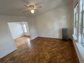 Rented by Sterea Agency