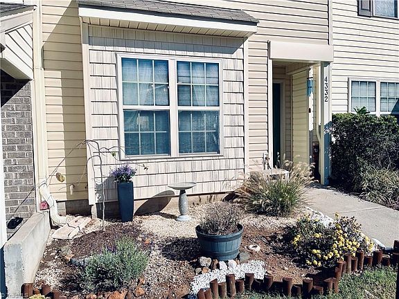 2nd image of 4332 Bastille Dr