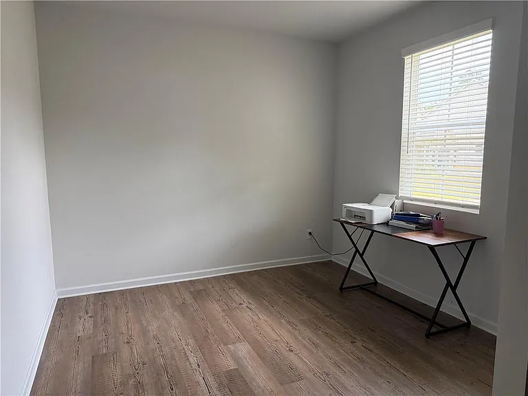 54 Autumnwood Ct — Photo 7