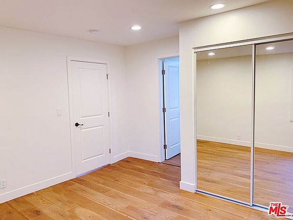 3rd image of 1729 Verdugo Blvd