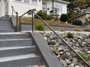 10 Saint Elmo Rd #1, Worcester, MA 01602