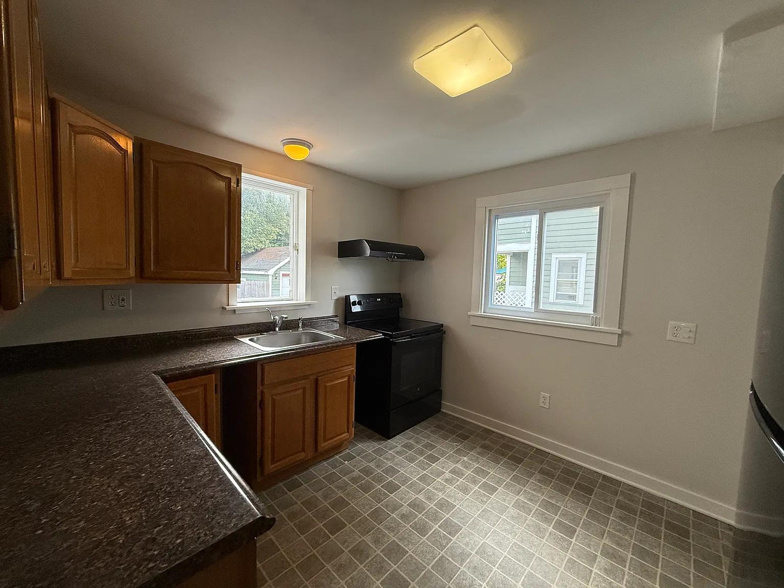 4 bed, 1530 sqft, $1,925 — Photo 4
