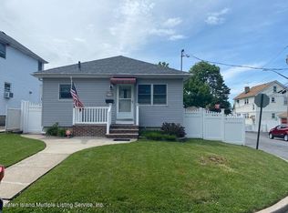 2 Iowa Pl, Staten Island, NY 10314
