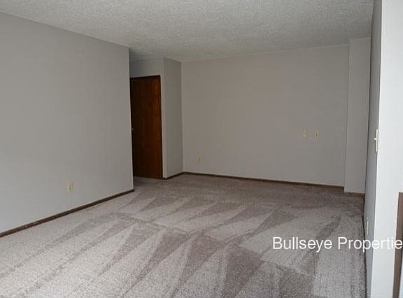 4th image of 749 11th Ave S APT 1