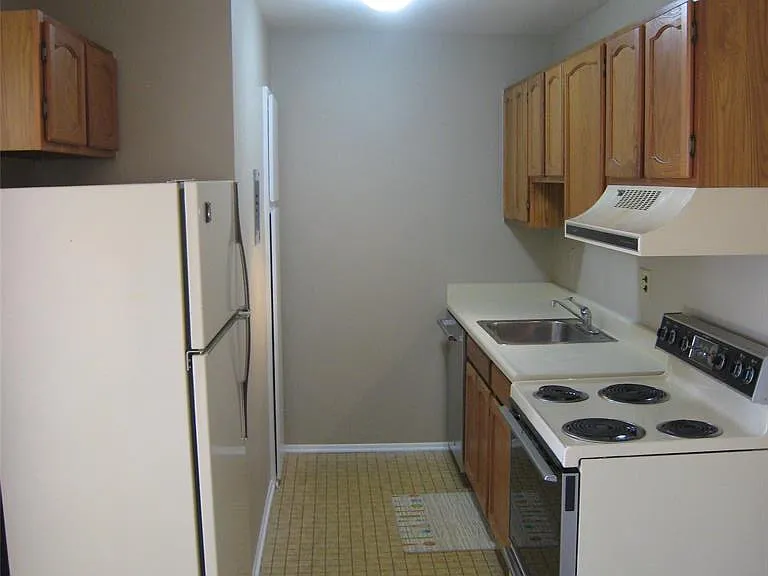 803 Plate St #207 — Photo 10