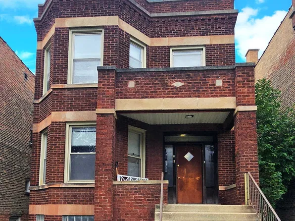 2114 Harvey Ave, Berwyn, IL 60402