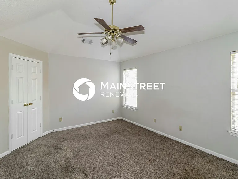 Main Bedroom