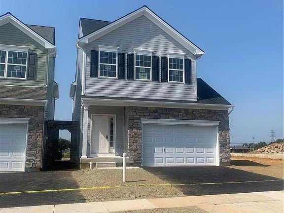 2nd image of 3194 W Huntington Ln #5