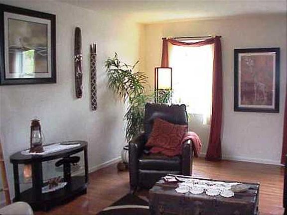 5th image of 50 Logan Dr