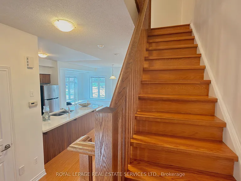 362 Plains Rd E #6 — Photo 6