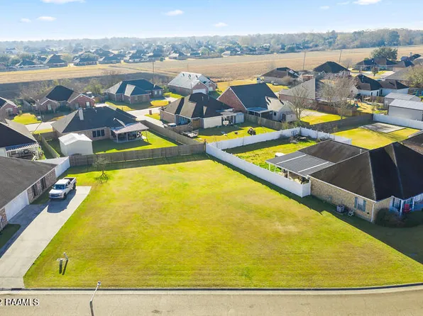 Palmland Blvd, New Iberia, LA 70563