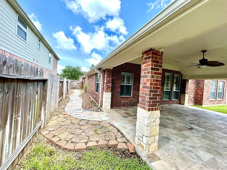 2606 Sun Flare Ln — Photo 19